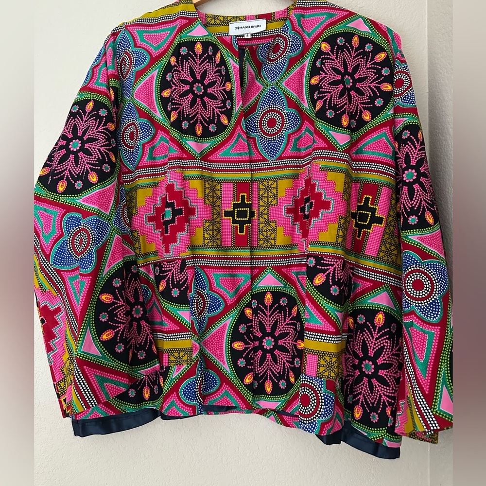 Johann Brun  Blazer Women 4 Pink Wearable Art Lagenlook Design. Bold, Geometric